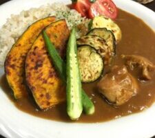 ラヴィットのレシピ・コク旨夏野菜ビーフカレー
