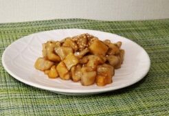 DAIGOも台所のレシピ・豚肉とじゃがいもの黒こしょう炒め