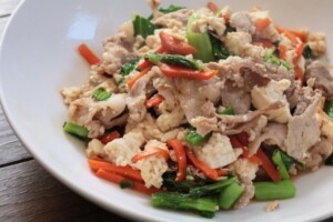 どさんこワイド179のレシピ・山椒味噌豆腐とニラの炒め物
