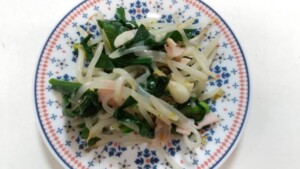 相葉マナブのレシピ・もやしとわかめとにんにくの炒めもの