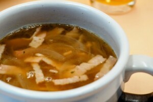 相葉マナブのレシピ・玉ねぎ麴のオニオンスープ