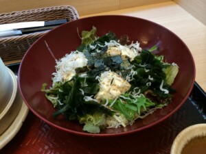 きょうの料理ビギナーズのレシピ・カリカリちりめんじゃこのサラダ