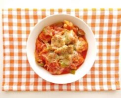 どさんこワイド179のレシピ・鶏肉とトマトのピザ風