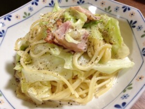 DAIGOも台所のレシピ・キャベツとベーコンのクリームパスタ
