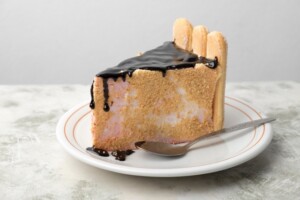 ZIPのレシピ・パン耳バウムクーヘンサンドケーキ