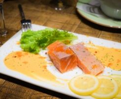 沸騰ワード10のレシピ・レア焼きコストコサーモン