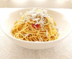 土曜はナニするのレシピ・釜揚げしらすのペペロンチーノ