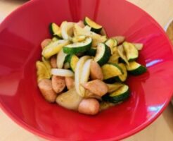 キューピー3分クッキングのレシピ・ズッキーニと鶏肉のスパイシー炒め