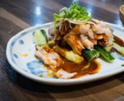 きょうの料理ビギナーズのレシピ・きゅうりと蒸し鶏のごまだれ