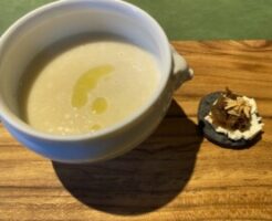 平野レミの早わざレシピ・たまねぎだけポタージュにテツコブタ