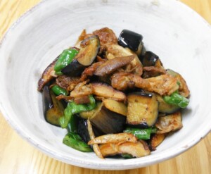 昼めし旅のレシピ・ナスと万願寺唐辛子の肉味噌炒め