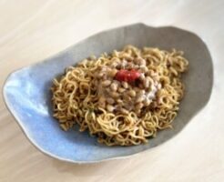 どさんこワイド179のレシピ・カレー納豆焼きそば