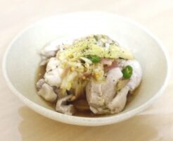 キューピー3分クッキングのレシピ・ゆで鶏の辛子あえ 薬味添え