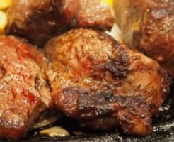 ZIPのレシピ・肉の豪快パイン蒸し
