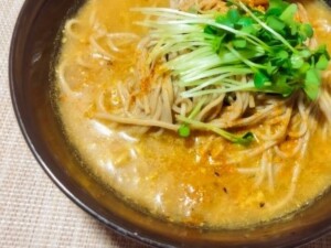 ZIPのレシピ・野菜のサラダカレーそば