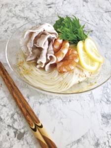 土曜はナニするのレシピ・ささみと枝豆の茶そうめん