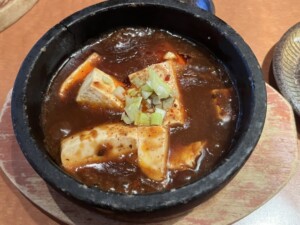ZIPのレシピ・京都黒七味石焼きマーボー丼