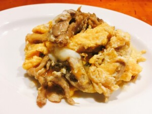 どさんこワイド179のレシピ・キノコたっぷり卵とじ