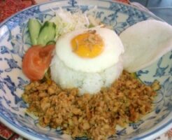 ノンストップのレシピ・ロコモコ風そぼろ丼