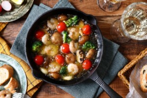 青空レストランのレシピ・黒ホッキ貝のアヒージョ