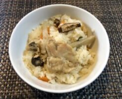 なないろ日和のレシピ・鶏肉とゴボウの炊き込みご飯