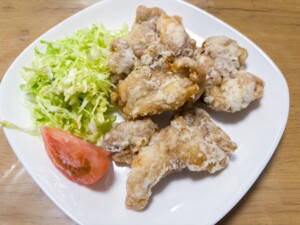 ザ共通テンのレシピ・塩水に漬けるだけ唐揚げ