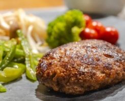 昼めし旅のレシピ・梨とキノコのハンバーグ