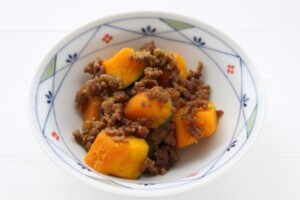 DAIGOも台所のレシピ・かぼちゃと牛挽肉の煮込み