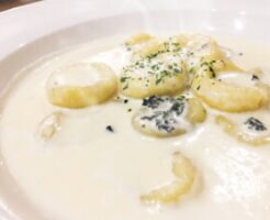 キューピー3分クッキングのレシピ・じゃが芋のニョッキ チーズクリームソース