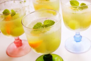 沸騰ワード10のレシピ・シャインマスカットのヨーグルトゼリー