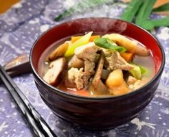 なないろ日和のレシピ・秋野菜たっぷりけんちん汁