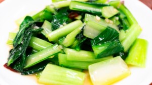 相葉マナブのレシピ・落花生と小松菜の炒め物