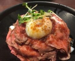 沸騰ワード10のレシピ・ローストビーフ丼