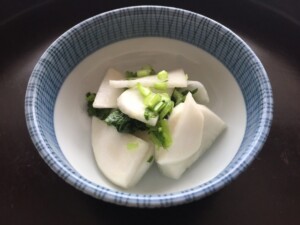 ノンストップのレシピ・カブの梅肉あえ