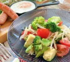 ミキティダイニングのレシピ・ブロッコリーサラダ