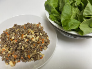 きょうの料理のレシピ・ごぼうと鶏ひき肉のマスタード仕立て レタス包み