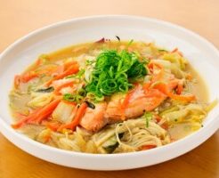 ミキティダイニングのレシピ・サーモンのちゃんちゃん焼き