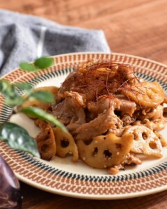 DAIGOも台所のレシピ・豚バラとレンコンの炒めもの