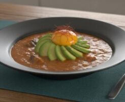 ZIPのレシピ・お肌ピチピチ美肌サバカレー