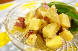 ぺこもぐキッチンのレシピ・さつまいものクリームチーズサラダ