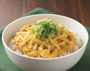 どさんこワイド179のレシピ・ジャガたま丼