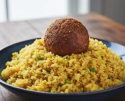 ZIPのレシピ・カレーボールチャーハン