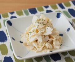 ぺこもぐキッチンのレシピ・大根とホタテの缶詰のマヨネーズサラダ