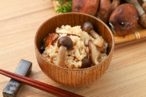 ヒルナンデスのレシピ・きのこの混ぜ込みご飯