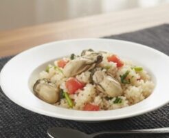 キューピー3分クッキングのレシピ・かきのトマトピラフ