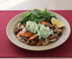 あさイチのレシピ・さけの甘酢照り焼き アボカドソース