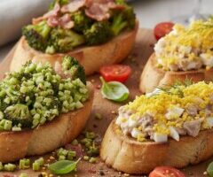 キューピー3分クッキングのレシピ・ブロッコリー＆ベーコンのブルスケッタ／ツナのミモザ風ブルスケッタ