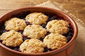 キューピー3分クッキングのレシピ・ミックスベリーのコブラー