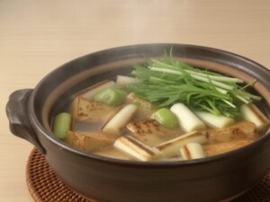 きょうの料理ビギナーズのレシピ・焼きねぎと厚揚げのとろみ鍋