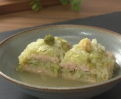 きょうの料理ビギナーズのレシピ・せん切りキャベツと鶏ひき肉の重ね煮